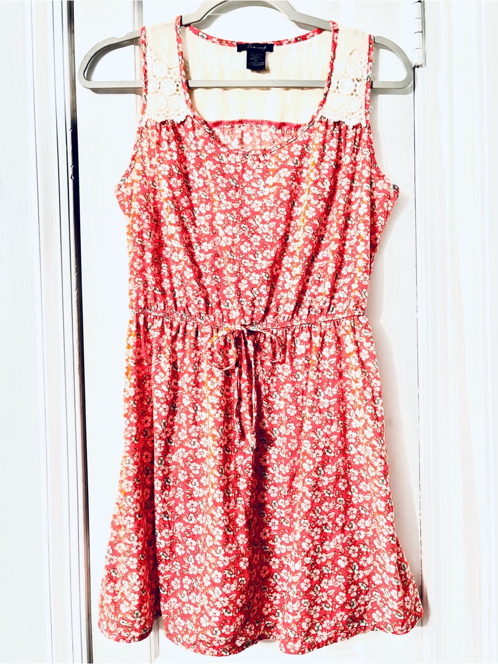 Timing Country Chic Floral Coral with Lace Back Tank Top/Dress tie waist size S